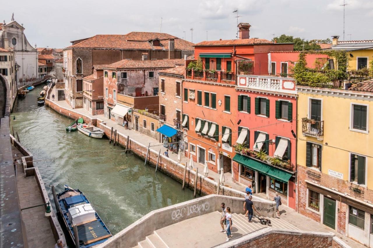 Carmini Canal View And Balcony With Lift ヴェネツィア エクステリア 写真